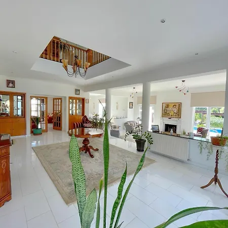 The Residence, Villa